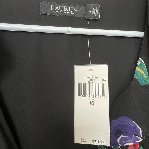 Lauren Ralph Lauren Floral Crinkle Georgette Gown- Size 16 - Picture 8 of 8